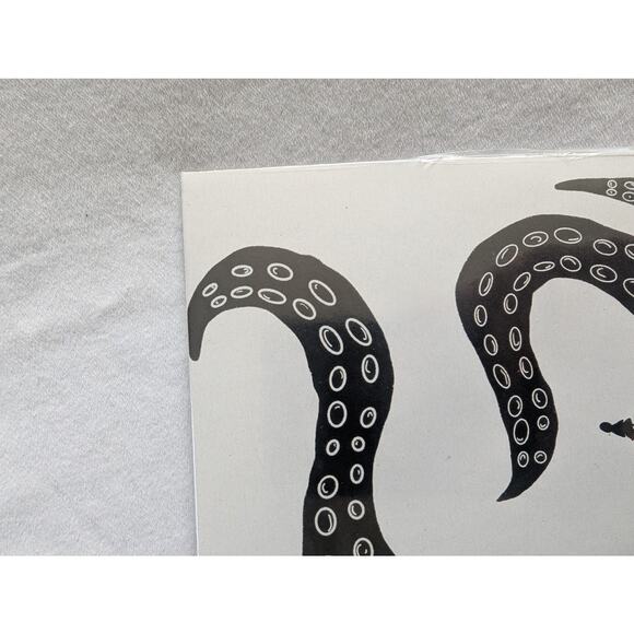 Gigi Perez Signed Sailor Song Cover 7” Vinyl Sealed Brand New Full Signature - Picture 8 of 12